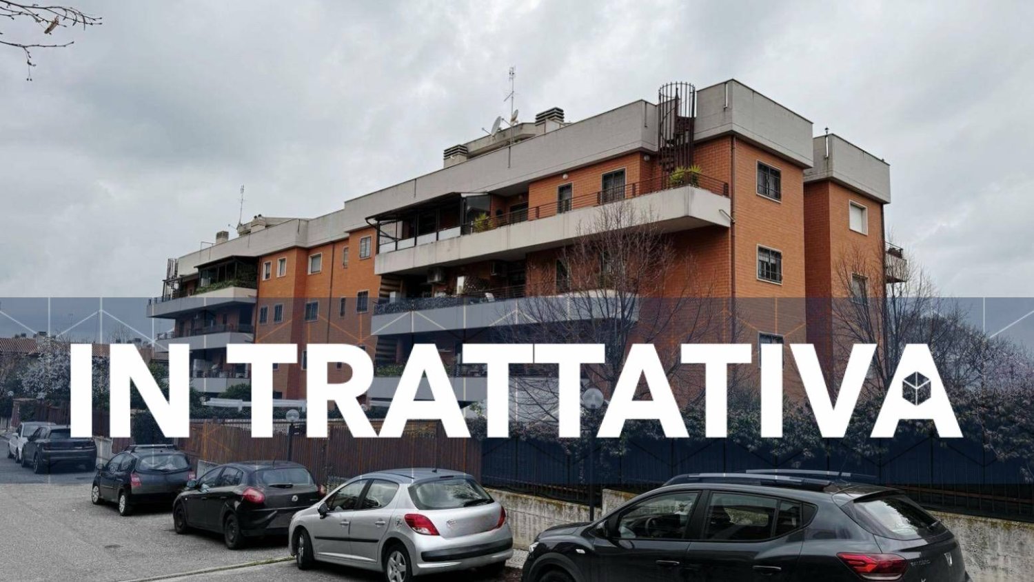 4 rooms Apartment in Rome, Italy No. 19918