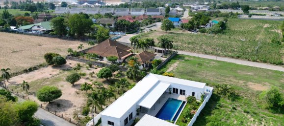 215m² Cafe / restaurant in Pattaya, Thailand No. 19672 30