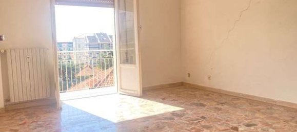 5 rooms Apartment in Albenga, Italy No. 284319 4