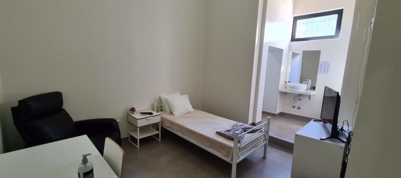 537m² Building in Porto, Portugal No. 142179 11