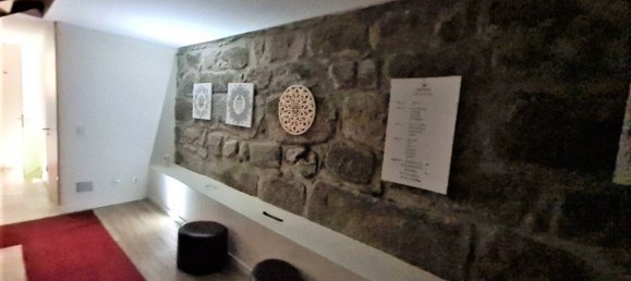 537m² Building in Porto, Portugal No. 142179 9