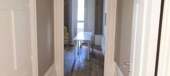 537m² Building in Porto, Portugal No. 142179 10