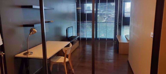 Apartamento com 1 quarto em condomínio em Khlong Toei, Thailand N.º 10199 10