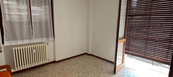 2-Zimmer Wohnung in Voghera, Italy, Nr. 87062 3