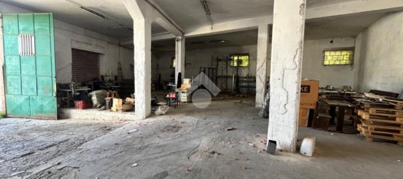 2 rooms Warehouse in Sant'Antimo, Italy No. 353958 3