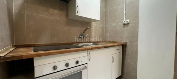 3 Schlafzimmer Wohnung in L'Hospitalet de Llobregat, Spain, Nr. 171135 3