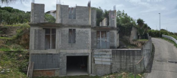 Gebäude in Messina, Italy 409m², Nr. 151178 15