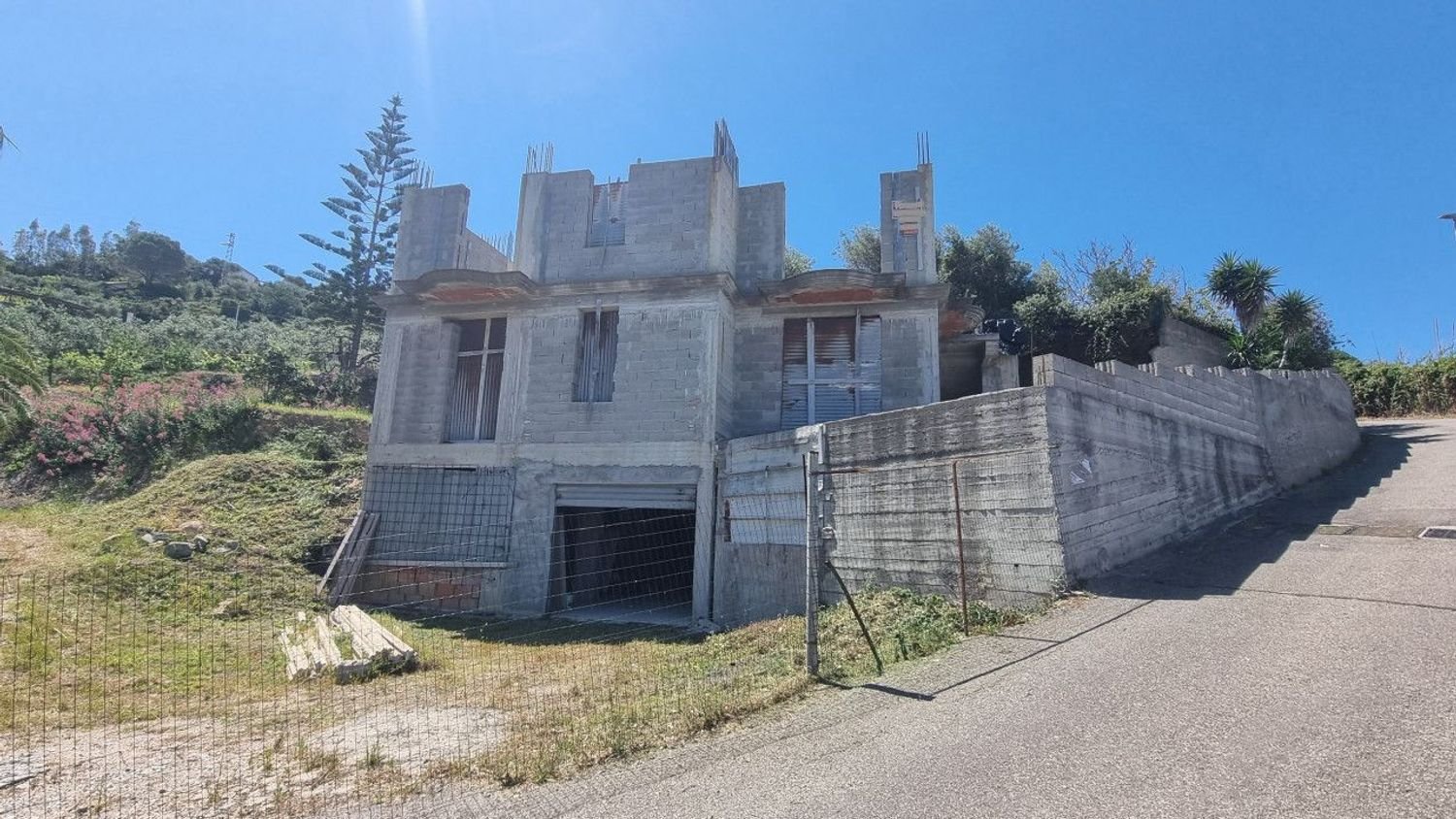 Gebäude in Messina, Italy 409m², Nr. 151178