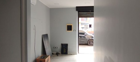  عقار تجاري في Tivoli, Italy 50متر مربع رقم 152711 12