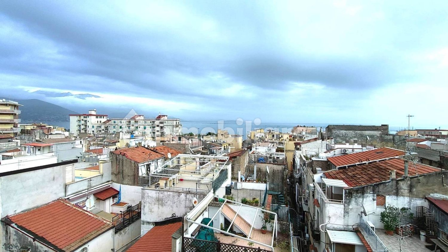 Квартира с 2 спальнями в Гаэта, Италия № 319219