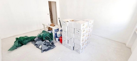 3-salle Appartement à Rudolfsheim-Funfhaus, Austria No. 221329 5