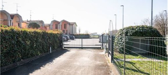 3 bedrooms House in Poviglio, Italy No. 289475 33