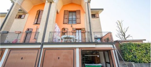 3 bedrooms House in Poviglio, Italy No. 289475 34