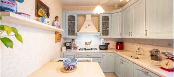 3 bedrooms House in Poviglio, Italy No. 289475 6