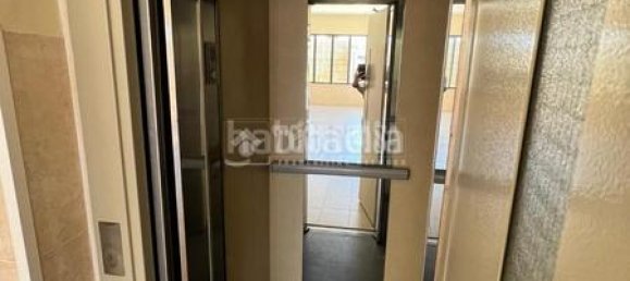 2 bedrooms Apartment in Ciutat Vella, Spain No. 155600 5