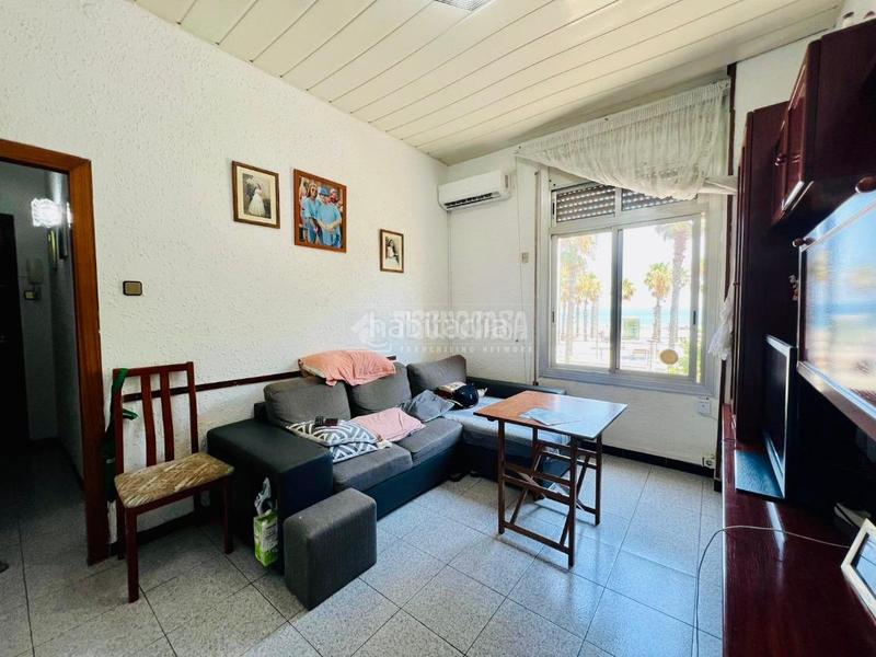 2 bedrooms Apartment in Ciutat Vella, Spain No. 155600