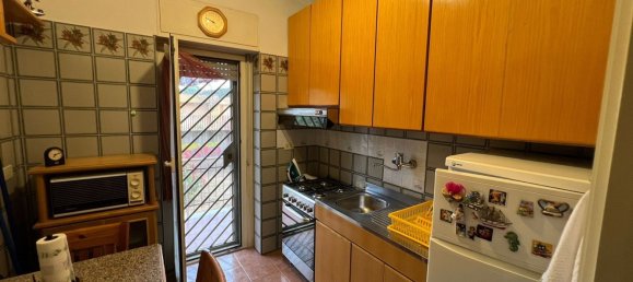 2 rooms Apartment in Rome, Italy No. 33586 10