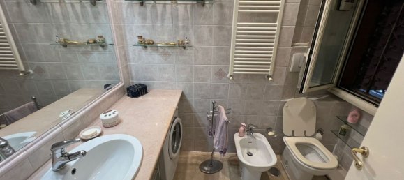 2 rooms Apartment in Rome, Italy No. 33586 15
