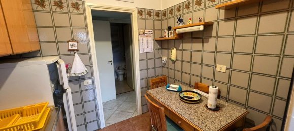 2 rooms Apartment in Rome, Italy No. 33586 32