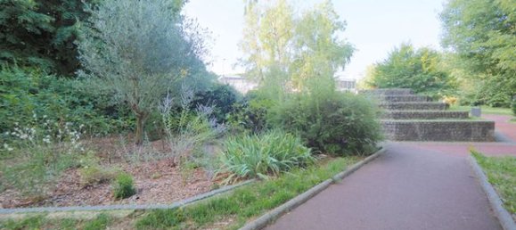 Apartamento de 2 dormitorios en Pantin, France No. 358481 4