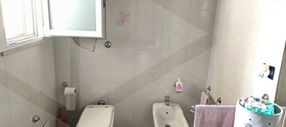 4 rooms Apartment in Bari, Italy No. 33863 23