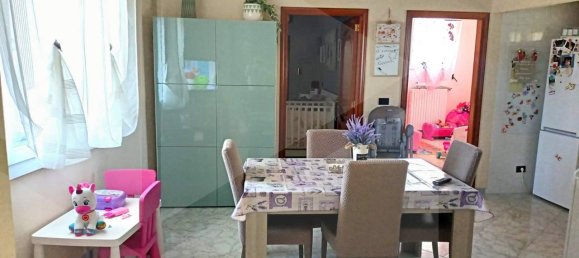 4 rooms Apartment in Bari, Italy No. 33863 27