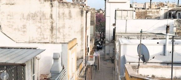 4 rooms Apartment in Bari, Italy No. 33863 34