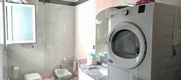 4 rooms Apartment in Bari, Italy No. 33863 18