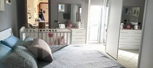 4 rooms Apartment in Bari, Italy No. 33863 7