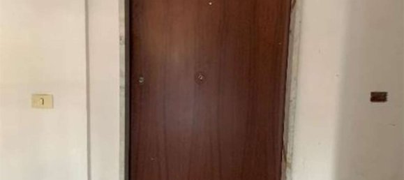 3 rooms Apartment in Pontecagnano Faiano, Italy No. 182231 7