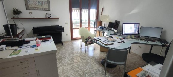6-Zimmer Wohnung in Empoli, Italy, Nr. 143124 6