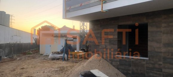 5 bedrooms House in Entroncamento, Portugal No. 144139 12