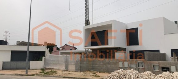 5 bedrooms House in Entroncamento, Portugal No. 144139 22