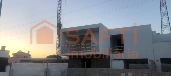 5 bedrooms House in Entroncamento, Portugal No. 144139 4