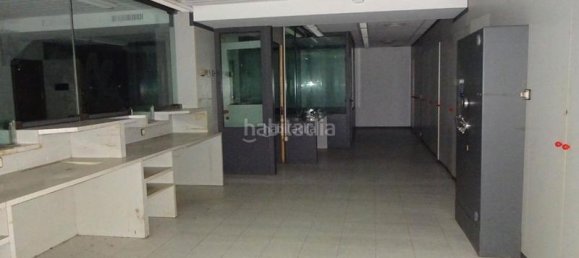 300m² Commercial property in Mataro, Spain No. 39561 9