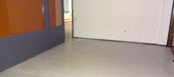 300m² Commercial property in Mataro, Spain No. 39561 8