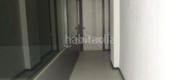 300m² Commercial property in Mataro, Spain No. 39561 10