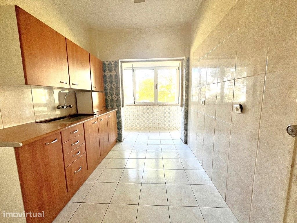 Apartamento de 2 dormitorios en Oeiras, Portugal No. 345429