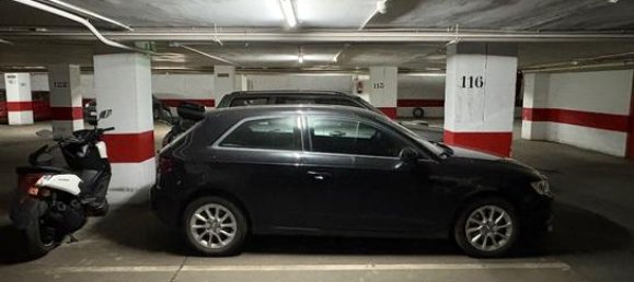 Garage à Badajoz, Spain No. 183060 2