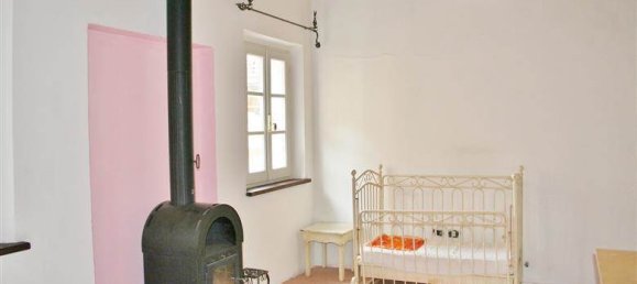 2 bedrooms House in Castiglione del Lago, Italy No. 232512 7