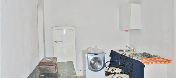 2 bedrooms House in Castiglione del Lago, Italy No. 232512 4