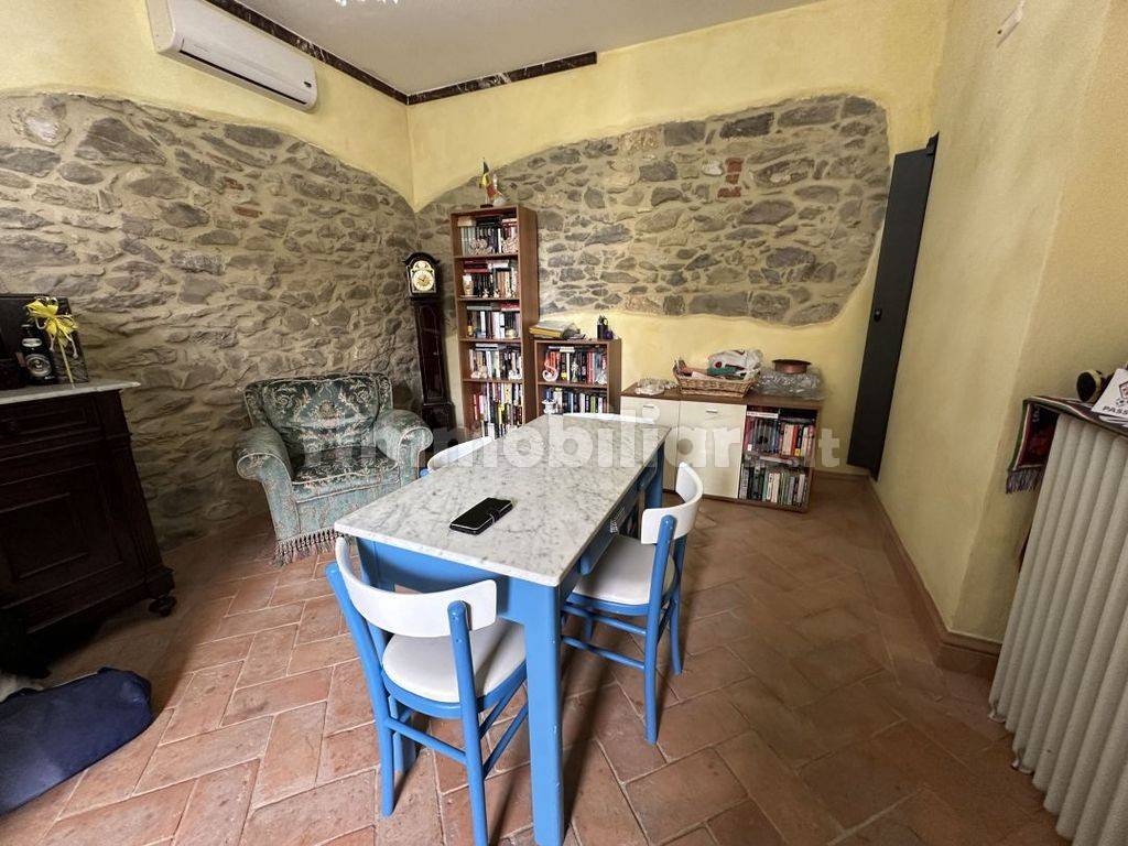 Квартира с 1 спальней в Кастильоне дель Лаго, Италия № 121527