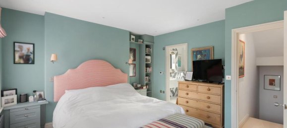 4 bedrooms House in London, United Kingdom No. 6985 11