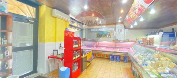 2غرفة عقار تجاري في Catania, Italy رقم 346114 2