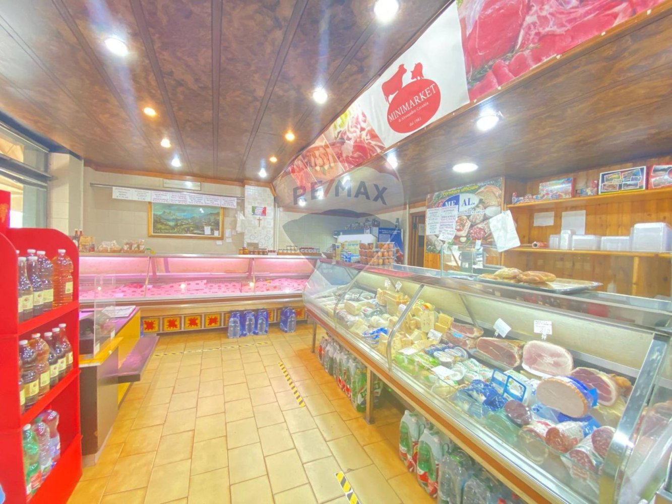 2غرفة عقار تجاري في Catania, Italy رقم 346114