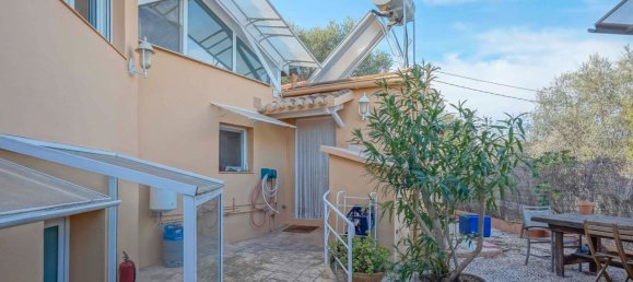 Casa de 4 dormitorios en Alicante, Spain No. 66948 4