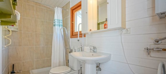 Casa de 4 dormitorios en Alicante, Spain No. 66948 35