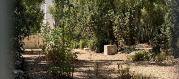  Land in Estepona, Spain No. 145297 3