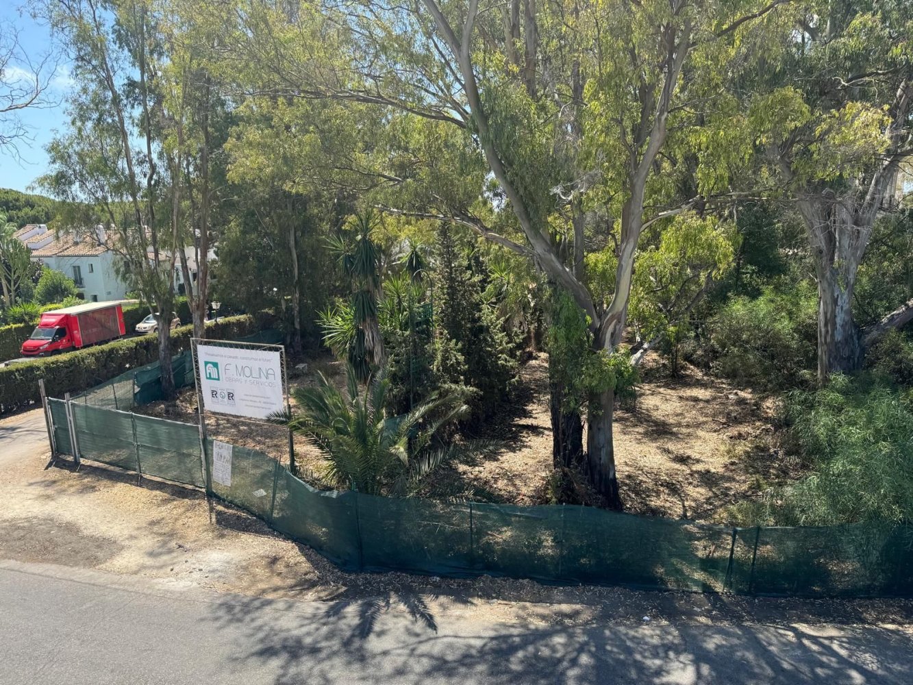  Land in Estepona, Spain No. 145297