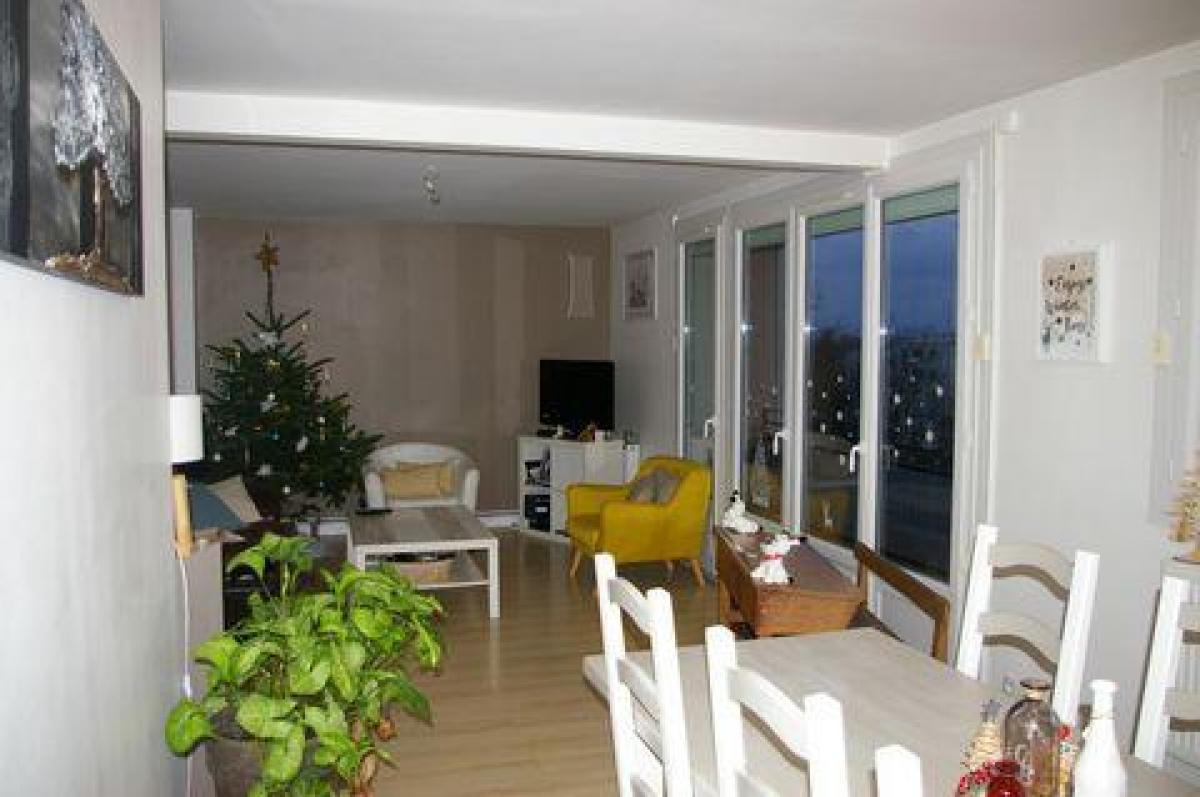 شقة 2 غرف نوم  في Dijon, France رقم 7475